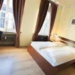호텔 Stadthotel 줄리흐