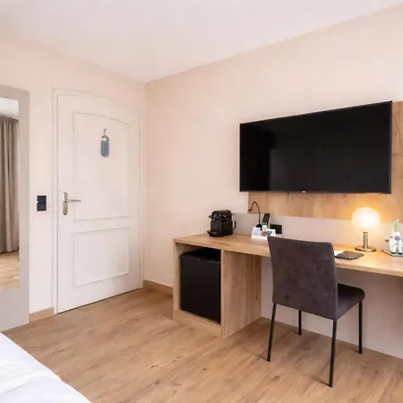 Stadthotel 3*