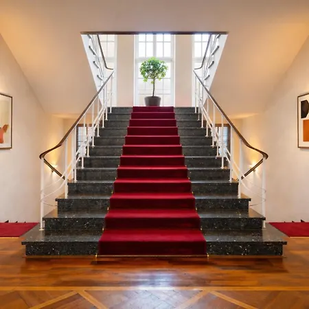Stadthotel 3*