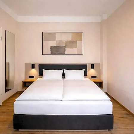 Stadthotel 3*