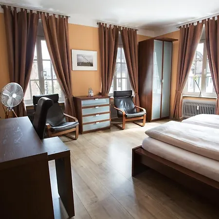 Stadthotel 3*