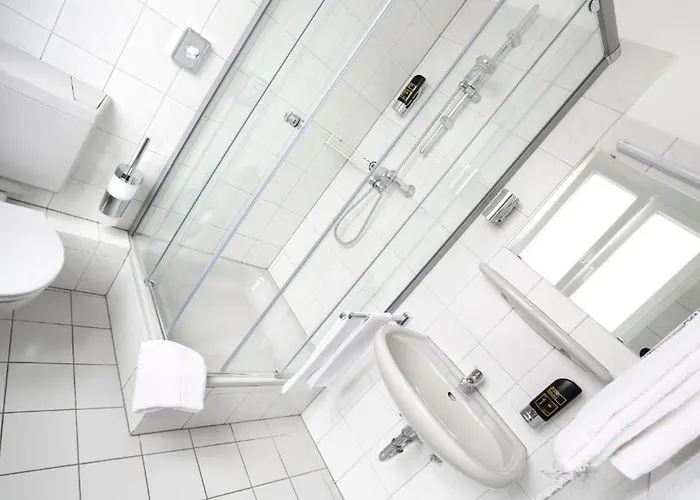 Stadthotel 호텔 3*