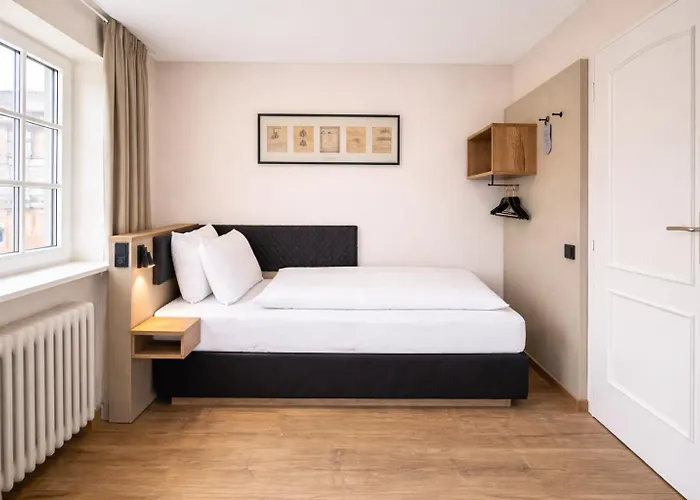 Stadthotel 3*