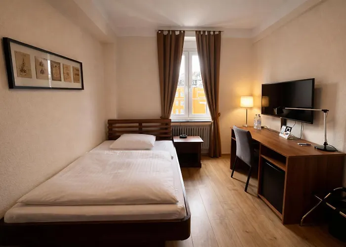 Stadthotel 3*